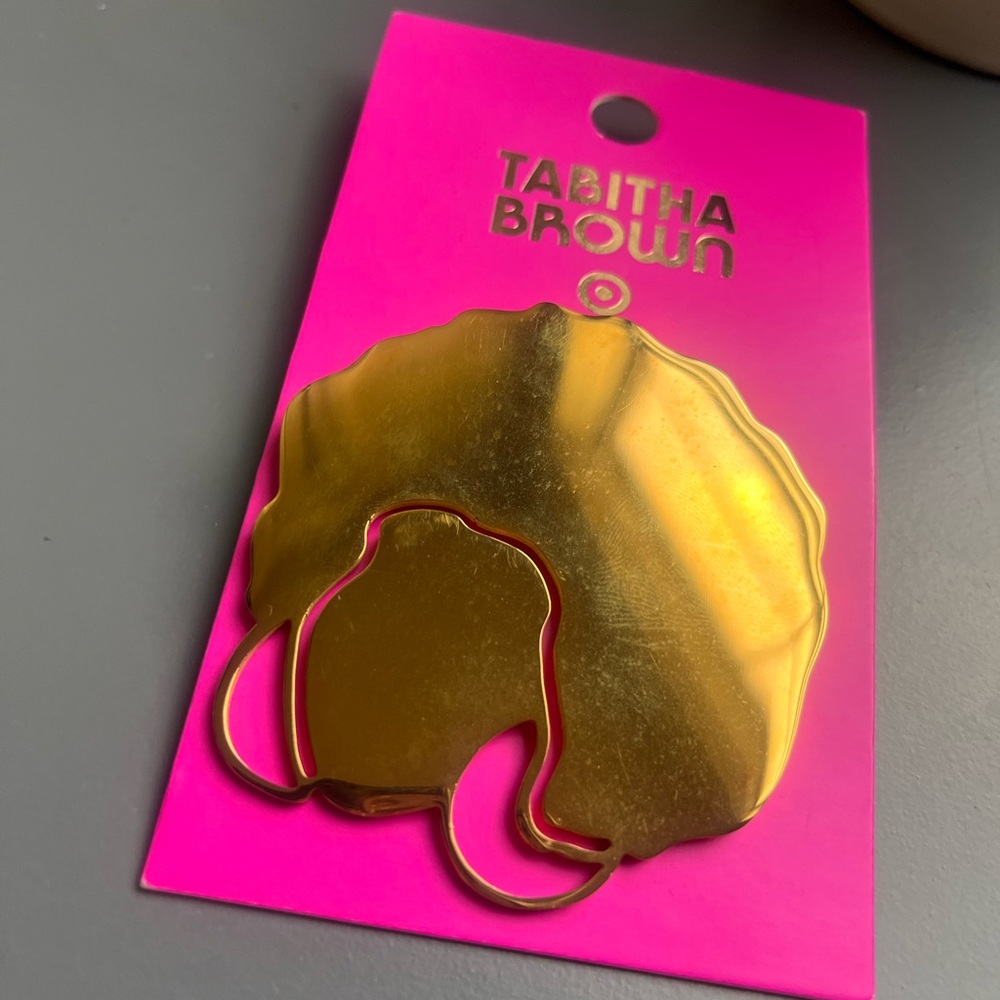 NWT Tabitha Brown “Donna” gold pin